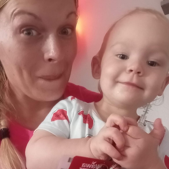 Meet your Posher, Katelyn - Picture 2 of 13